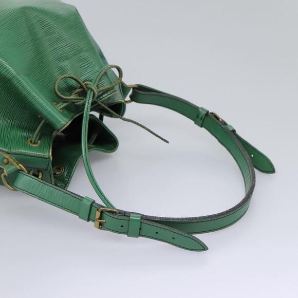 LOUIS VUITTON Epi Petit Noe Shoulder Bag Green M44104 - Picture 7 of 16